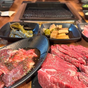 広安里近くのハヌソ後肉、韓牛特選部位焼き