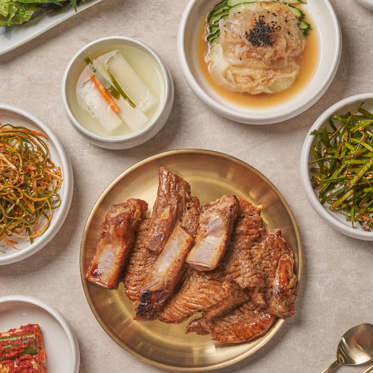 Geumokgalbi ocean-view dining room with galbi