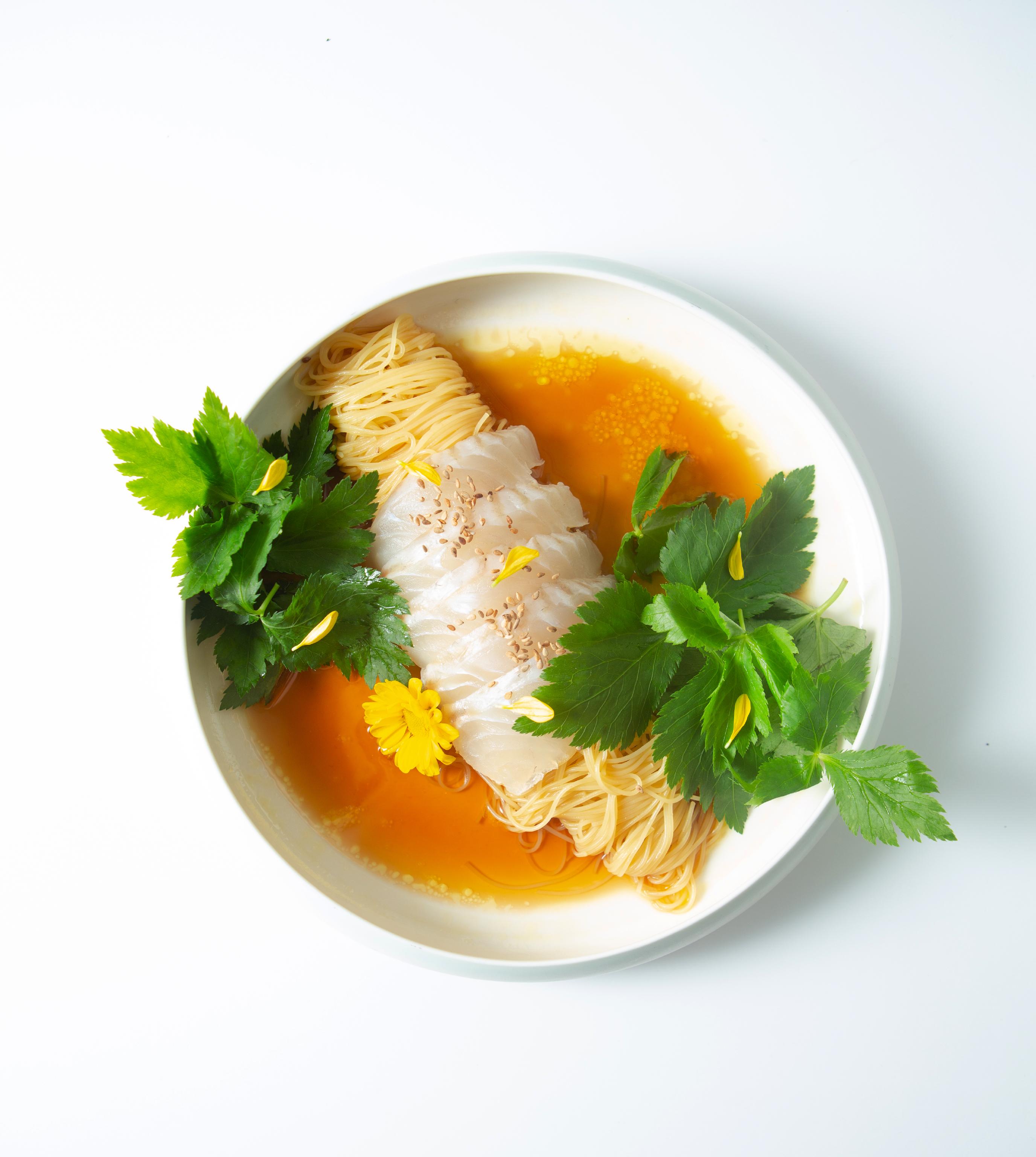 oiljang 紅酒吧台與餐點