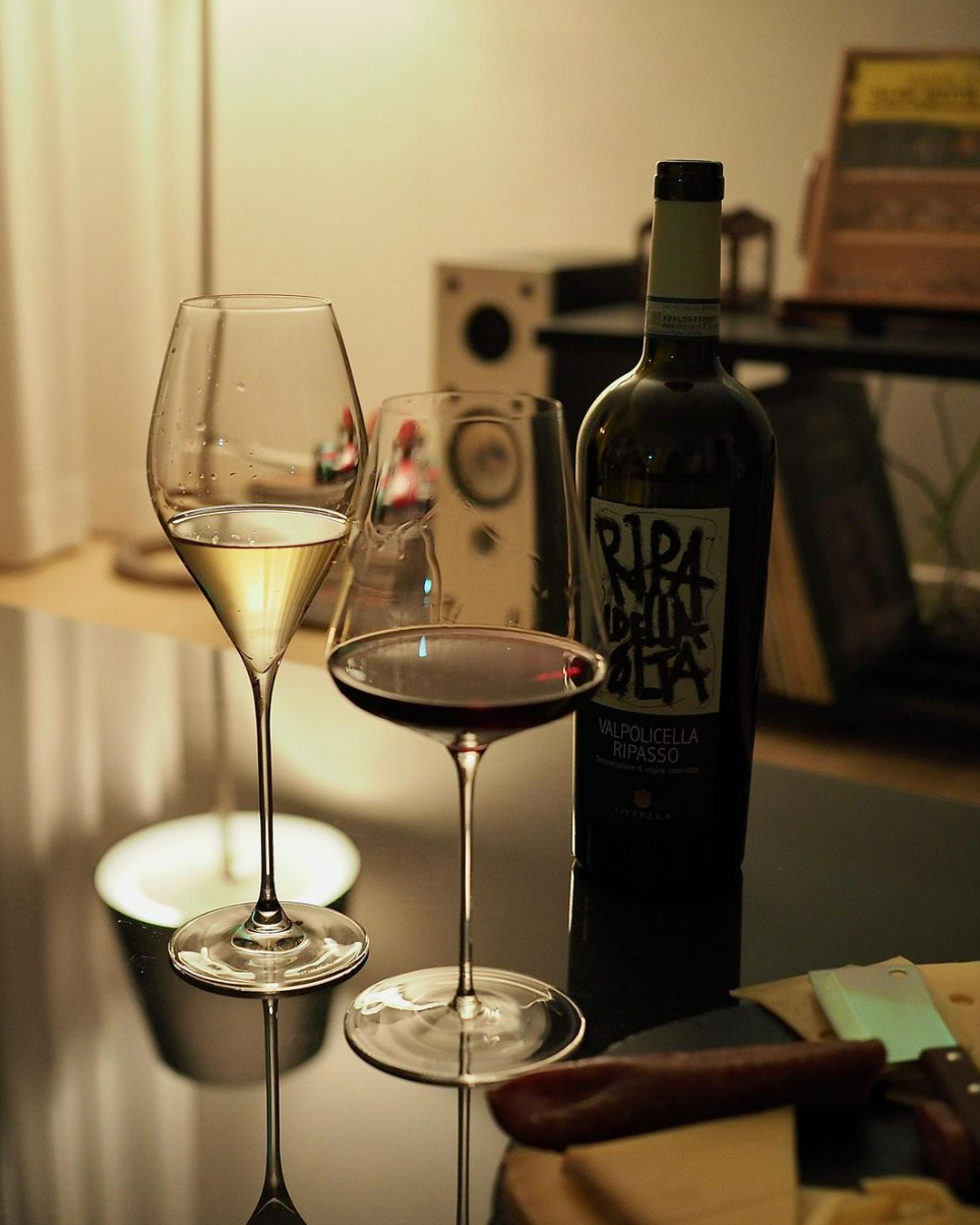 Cozy wine bar interior at Euljiro Jindalrae