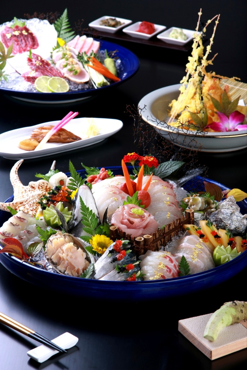 Solyuki生鱼片寿司和应季料理