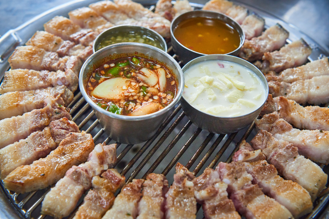 Black Pig Seogwipo matured black pork platter with sauces