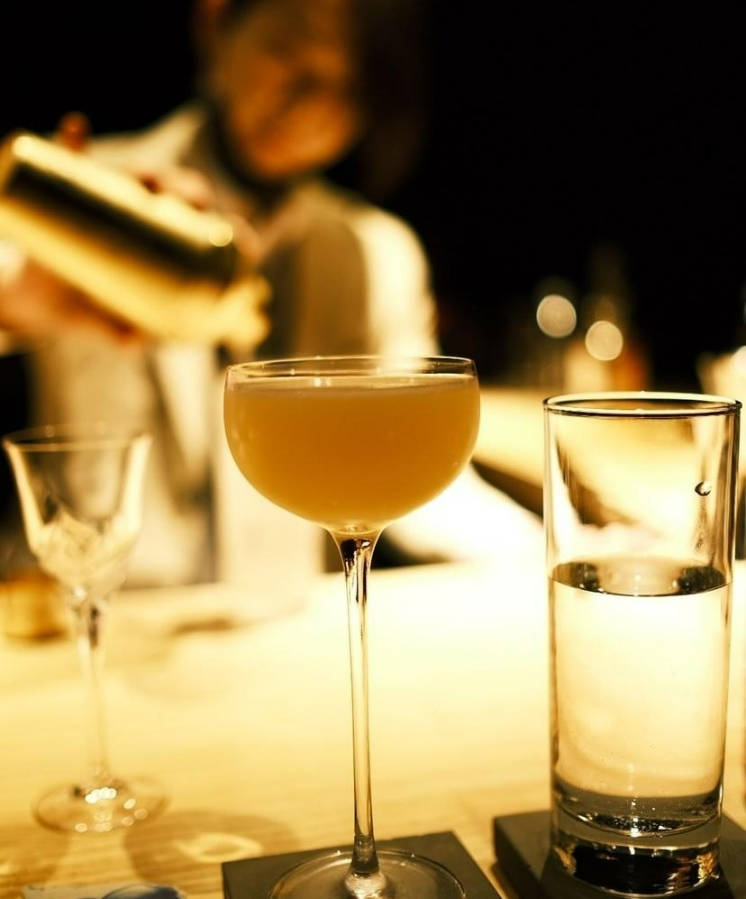 Siho Sangsu cozy cocktail bar interior