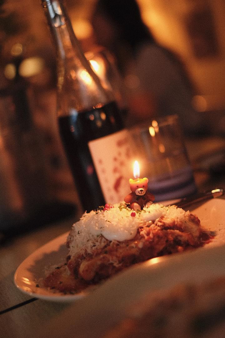 Cozy Mangwon wine bar interior at Commentary Sound