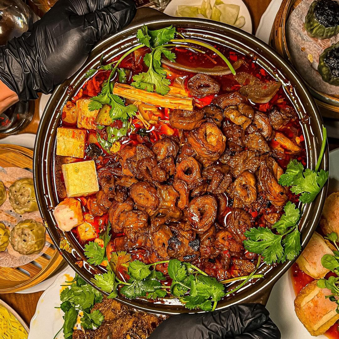 真家松坡店麻辣香鍋與芒果奶油蝦