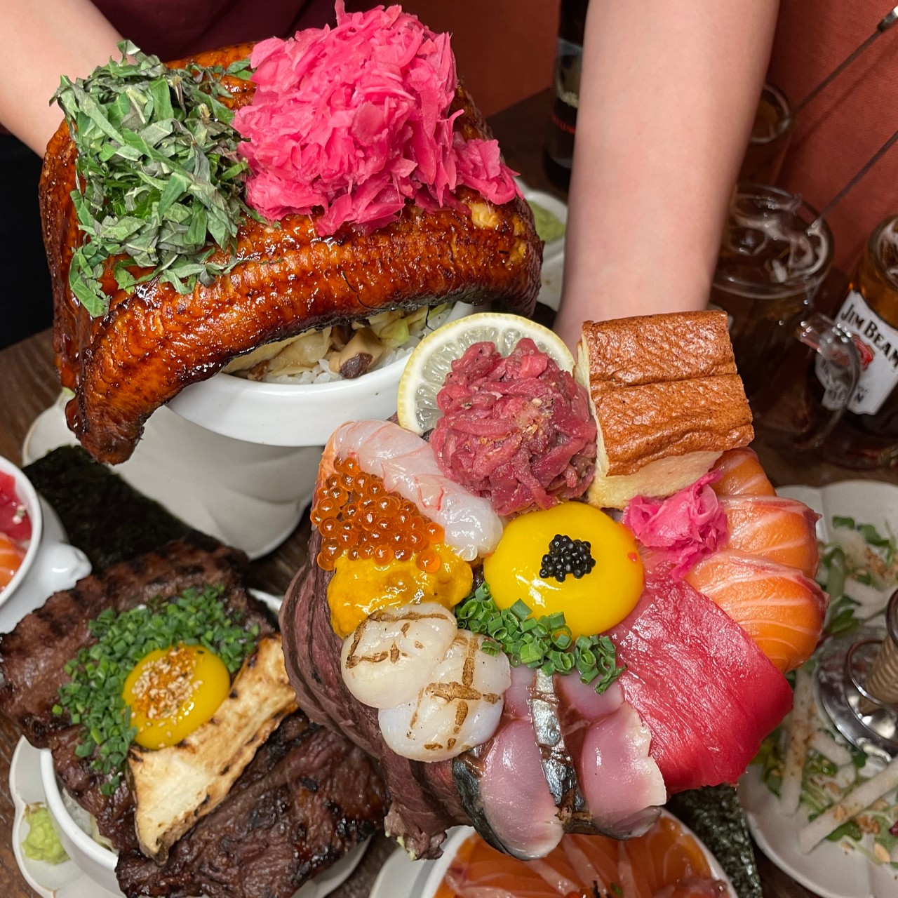 Hunyeon kaisendon and smoked eel over rice