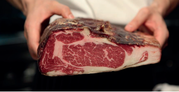 boreumsae Jeju 2000-hour dry-aged beef sizzling on the grill