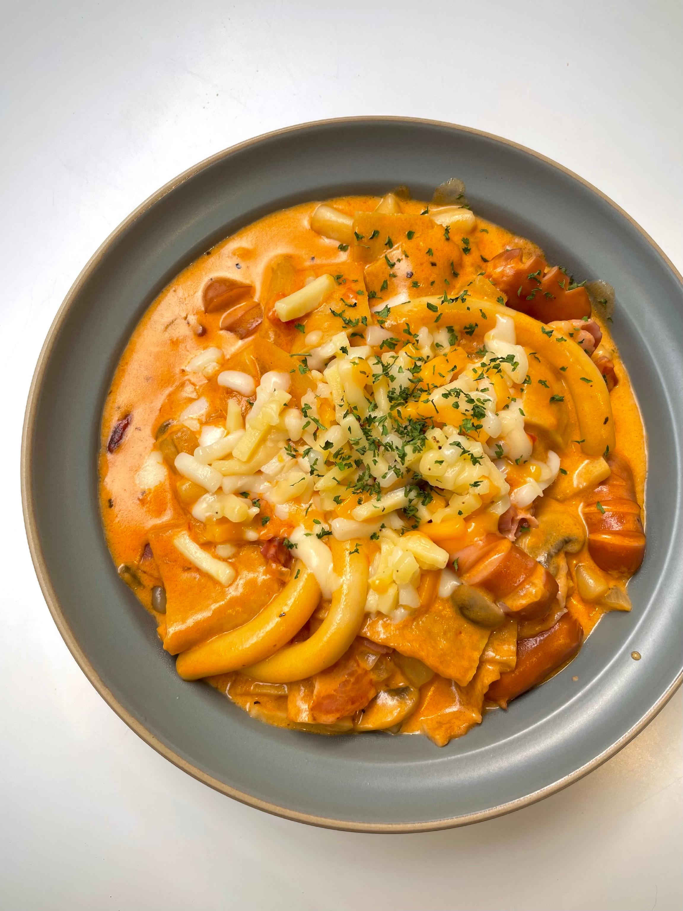 Leon & Mathilda：宠物友好型酒吧与小食