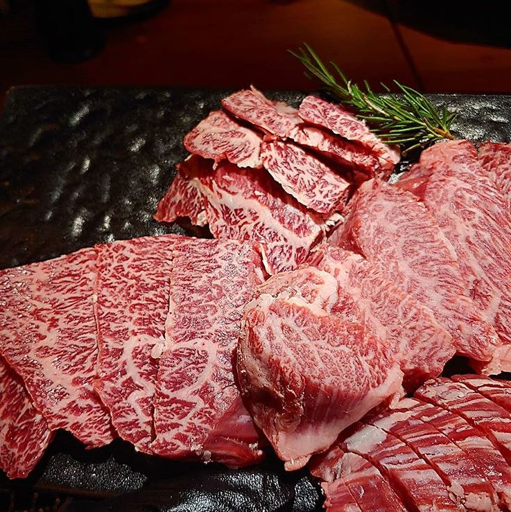 AnyWayBeef的1++韓牛炭火燒烤拼盤