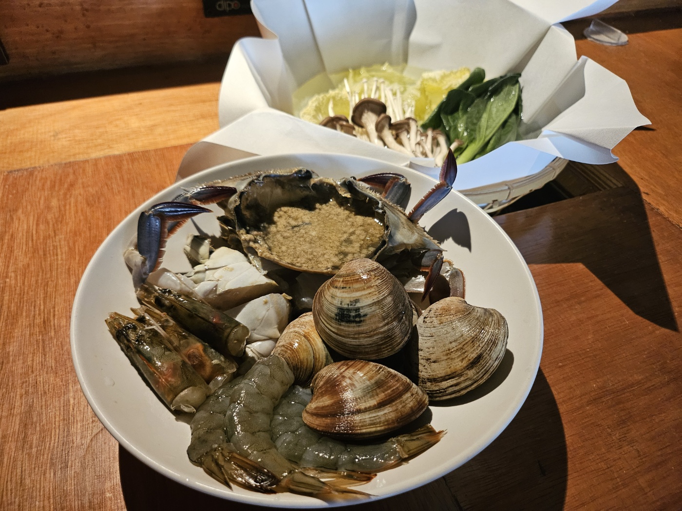 Dusara Sinsa sashimi and wagyu course spread