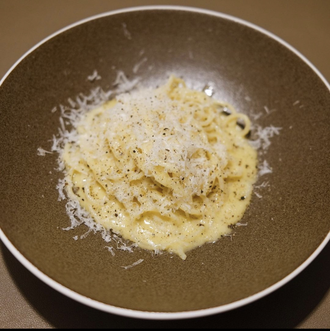 Bauletti浪漫意式套餐用餐与葡萄酒杯