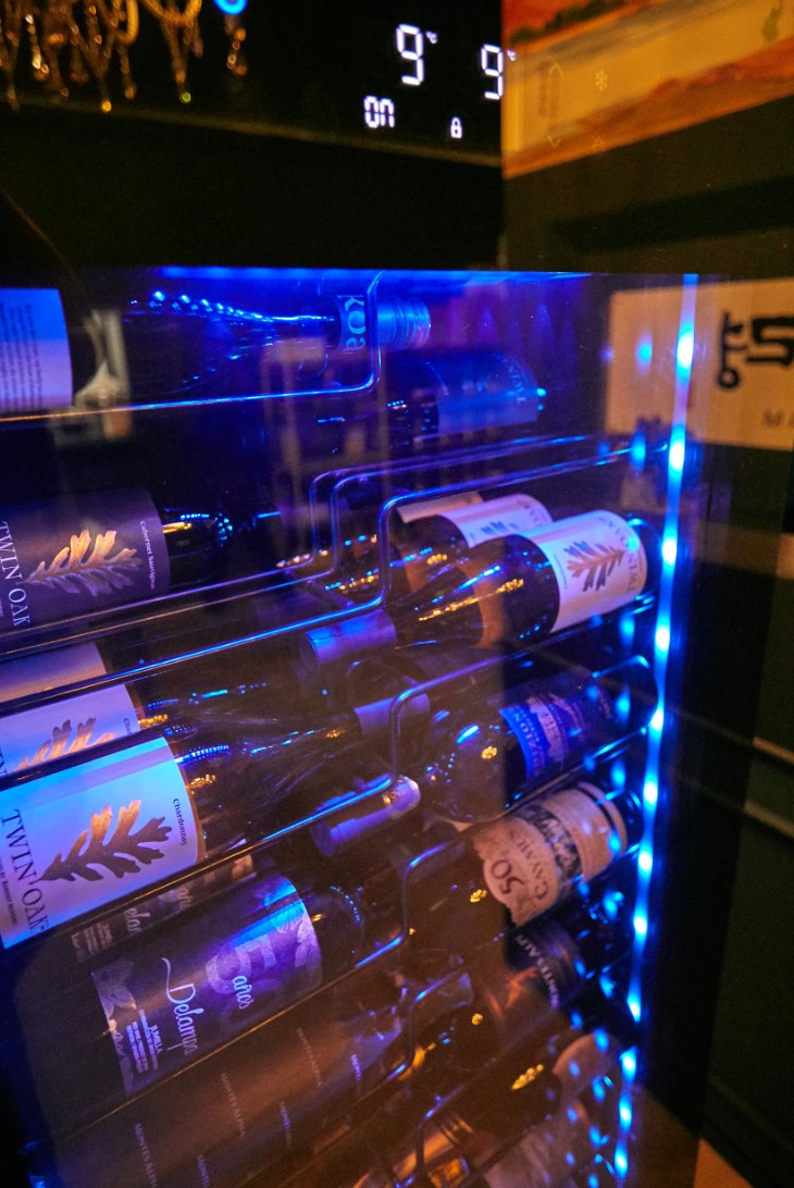 President Cheongdam明亮的韓定食用餐空間