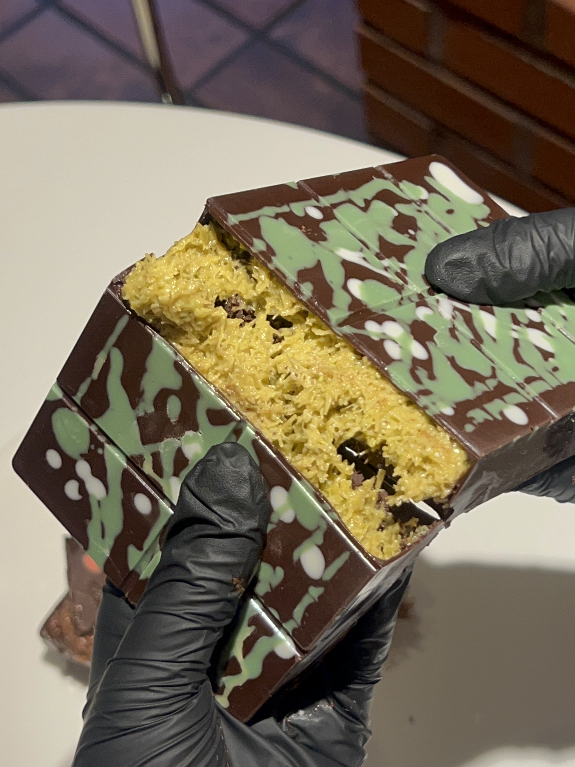 Have Hour Downtown 熱門杜拜心形巧克力與時尚室內設計