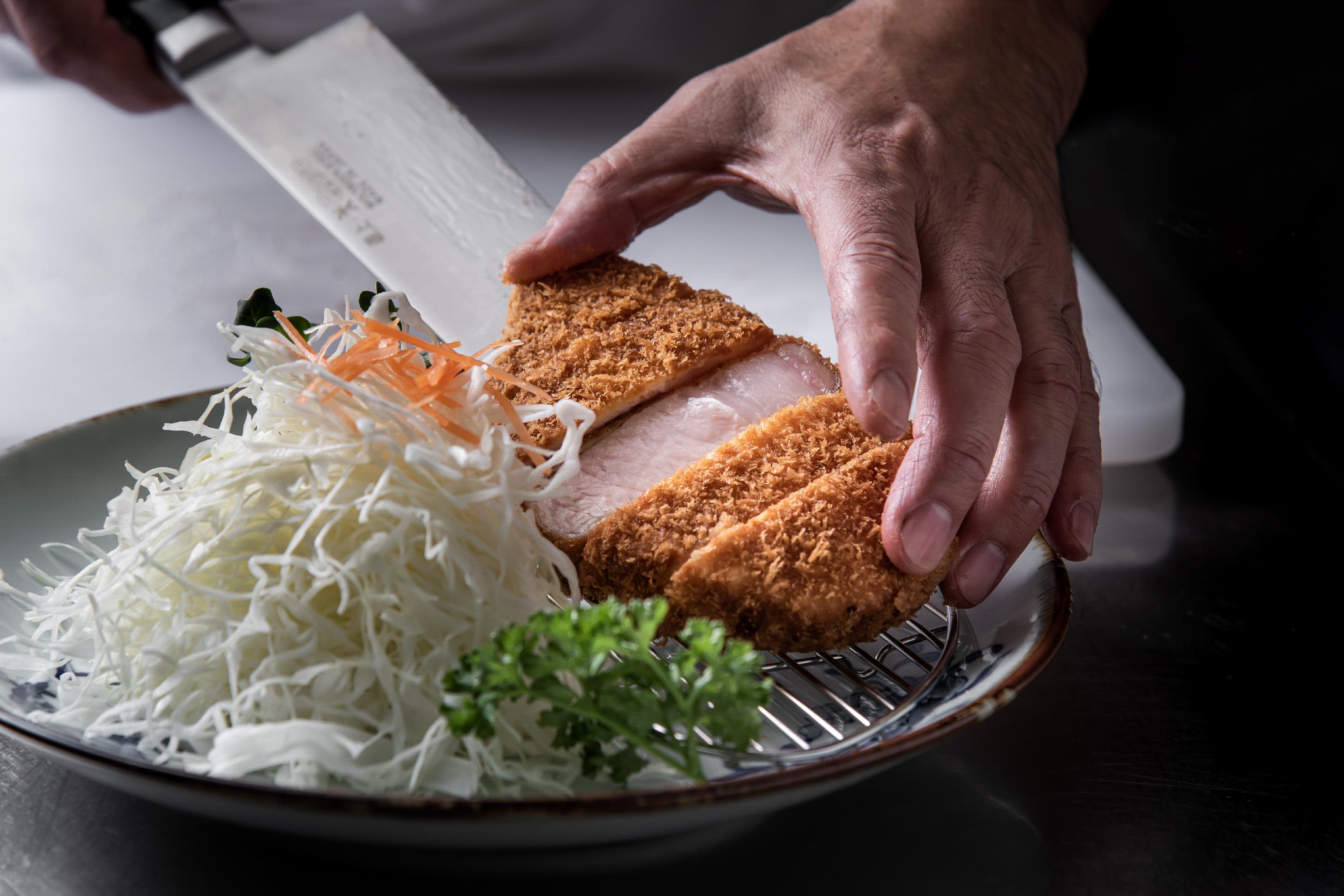 Bunjiro Sounds Hannam炸虾与炸猪排套餐