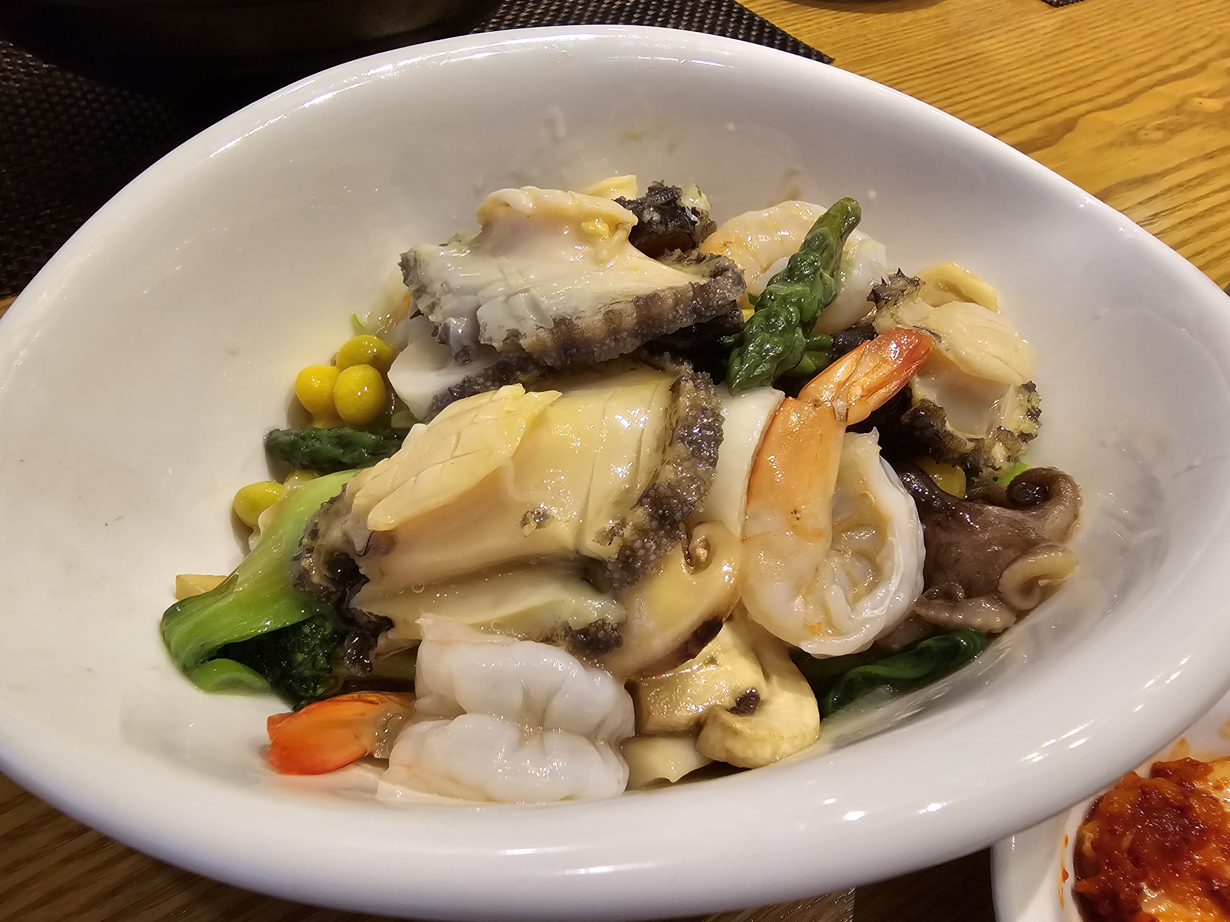 外白クラシックな中華個室ダイニング