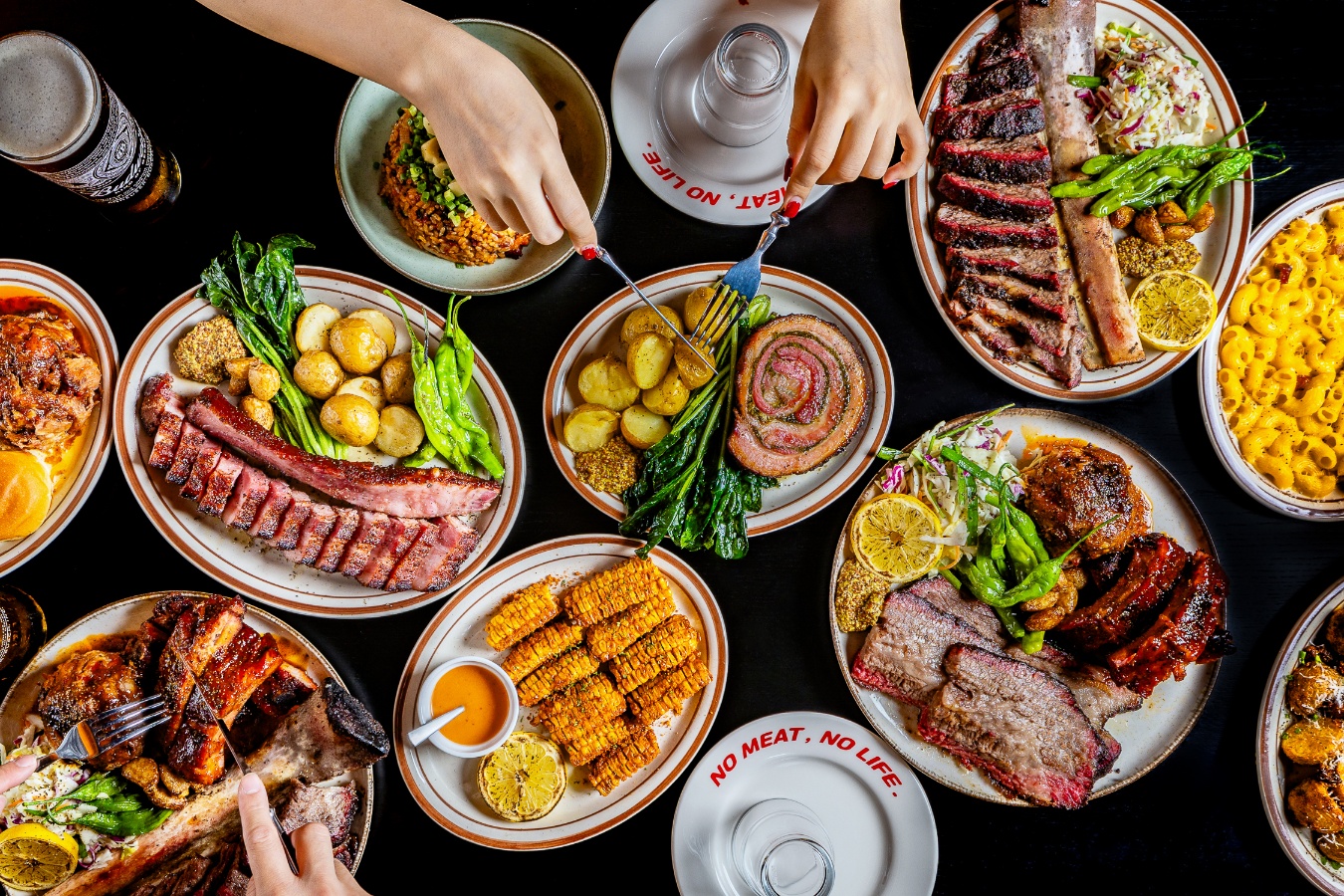 Moonts BBQ的德州风味牛胸肉与排骨