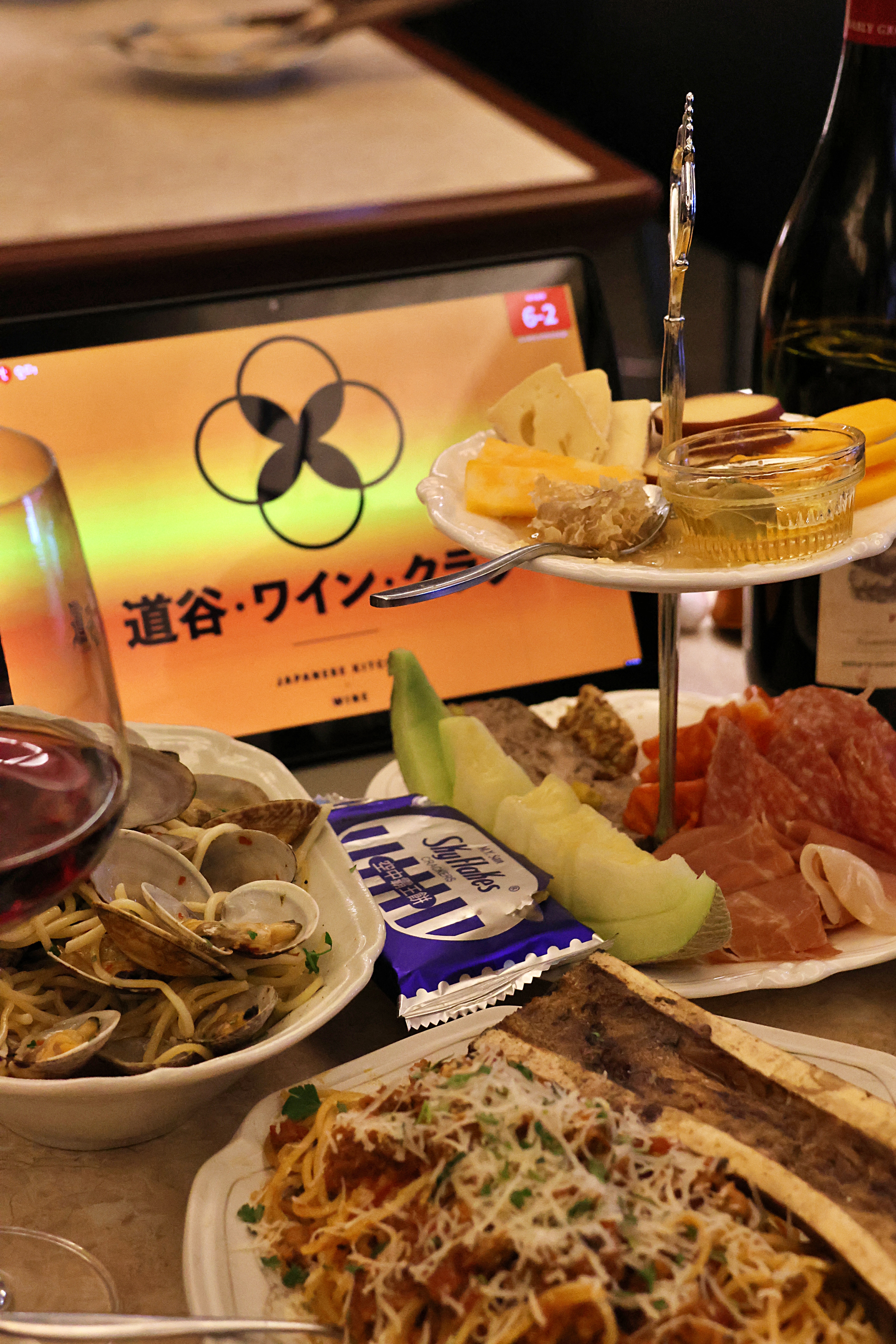 Dogok Wine Kurakbu cozy wine bar with Japanese small plates