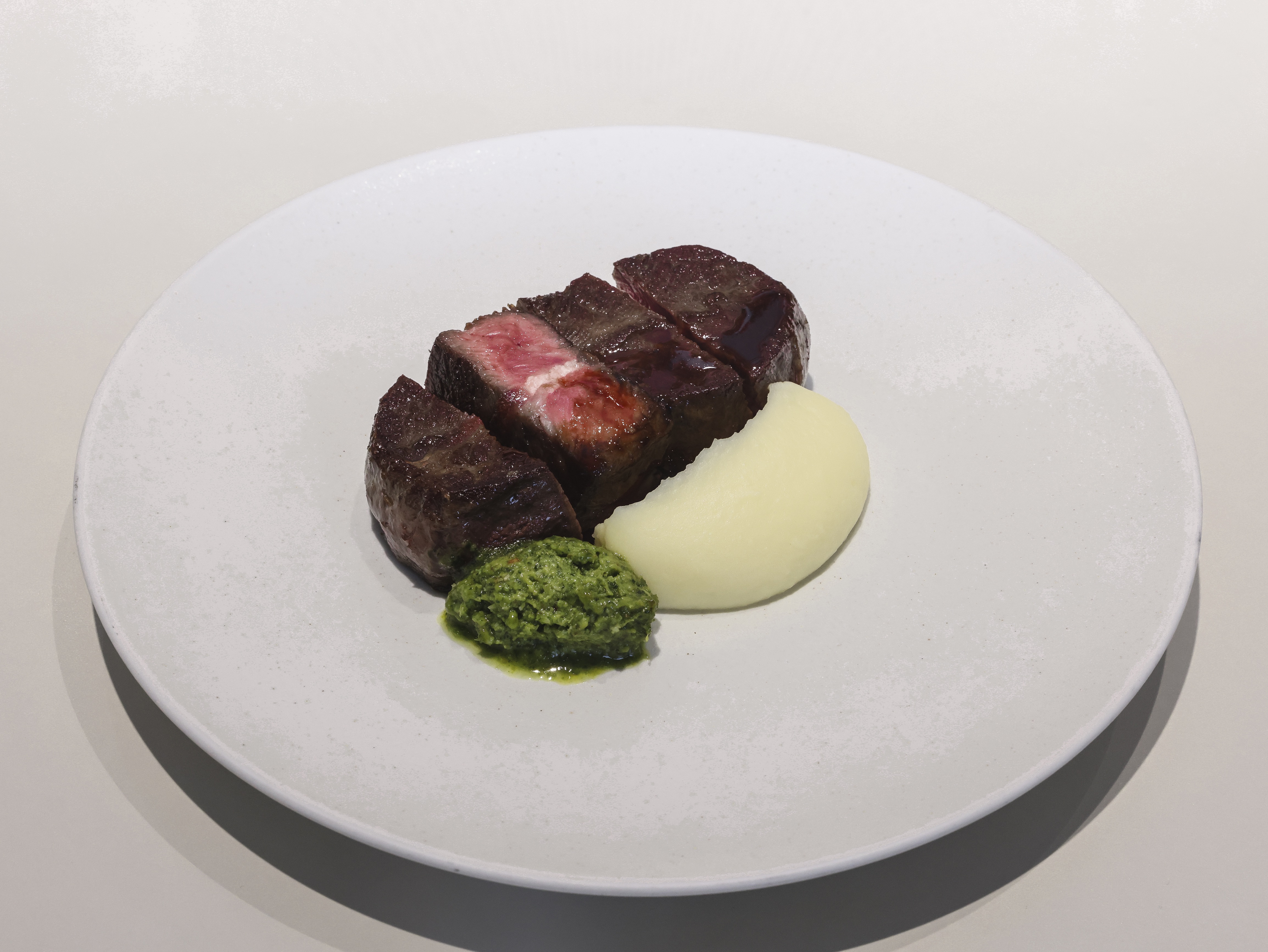 The Italian Club Hyundai Trade Center城市景观座位及亲子友好环境