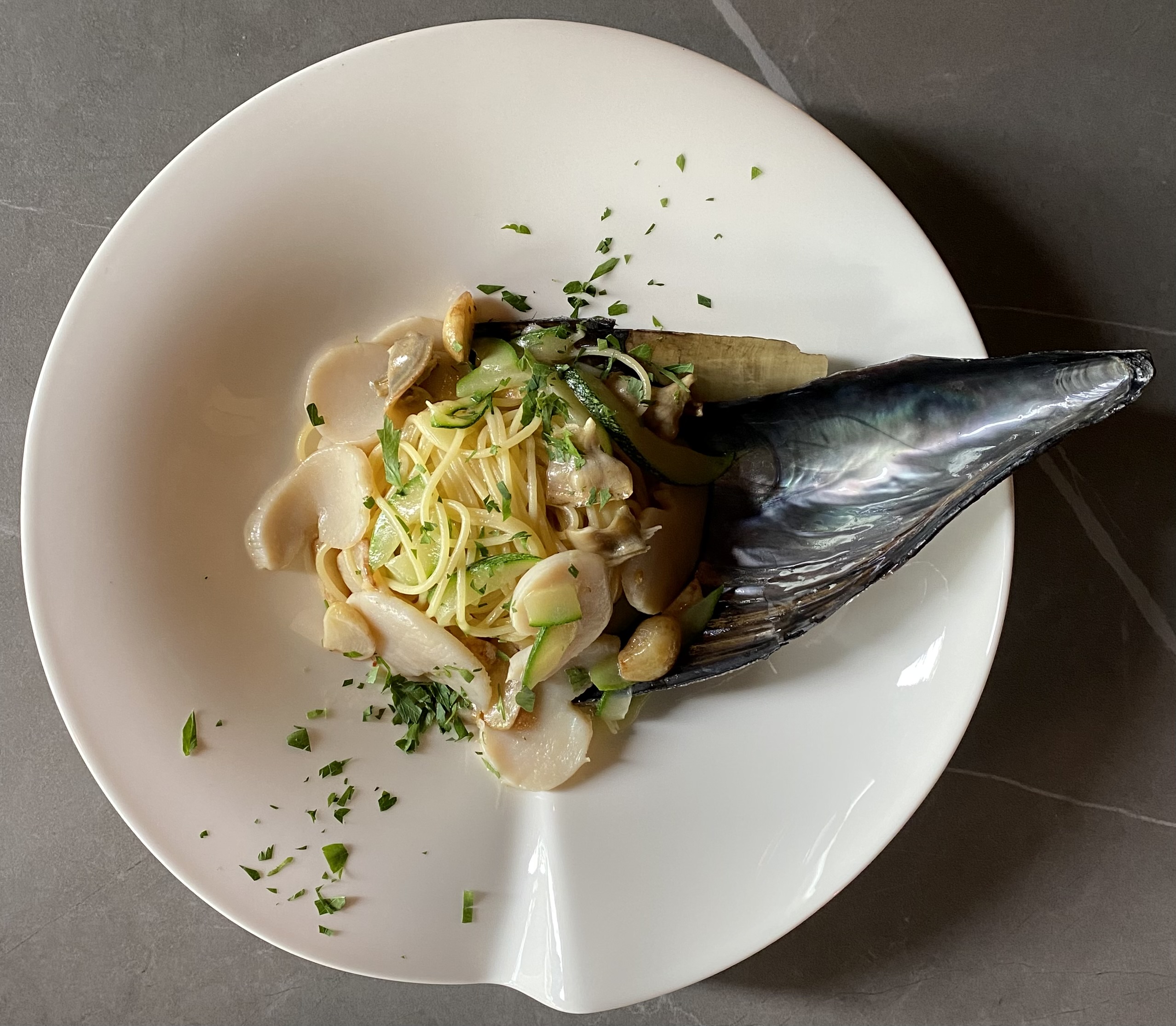 Osteria Hyun 露台氛圍與木柴烤披薩