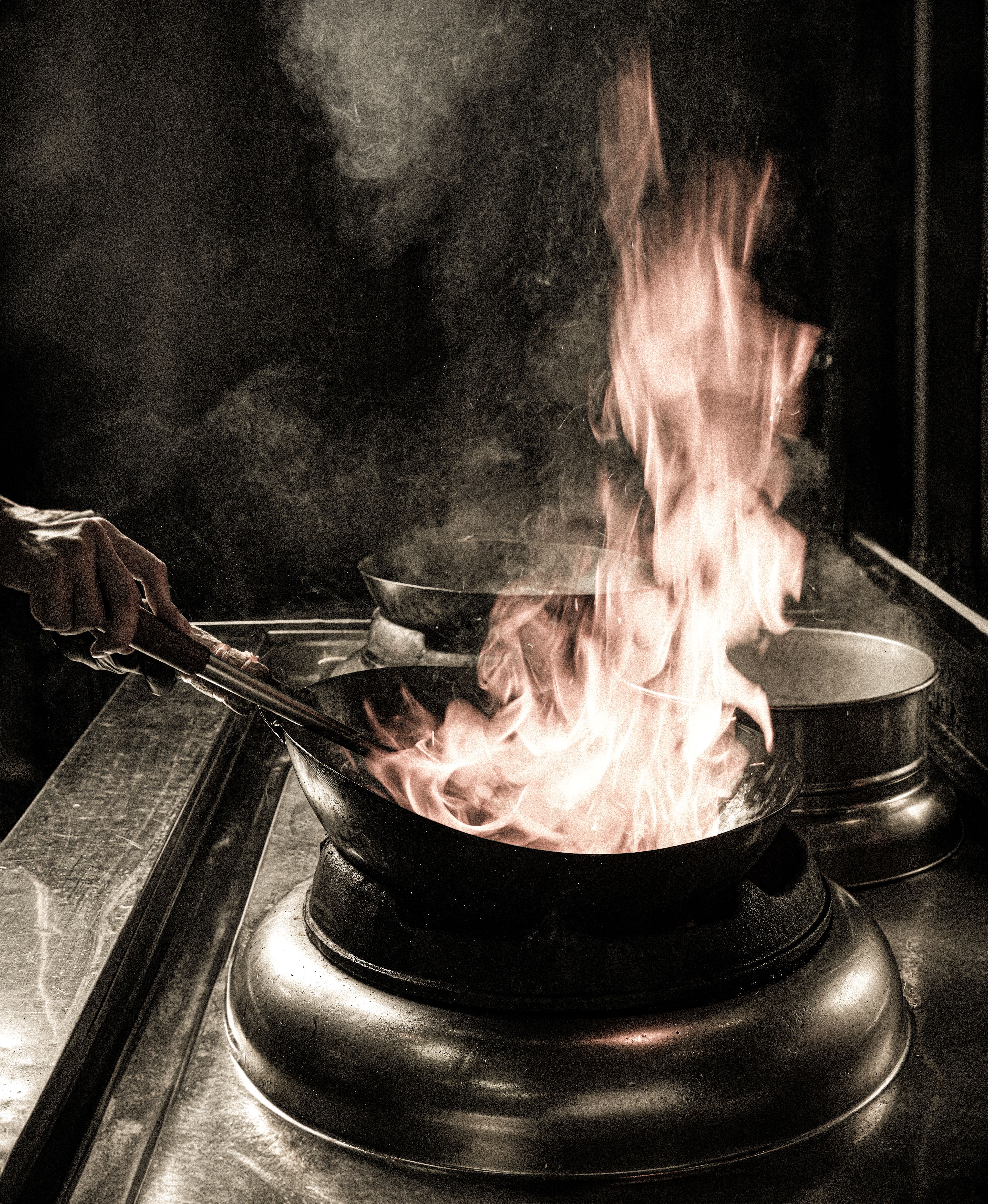 Xin Hong Lou Yeouido private booth and plated Chinese dishes