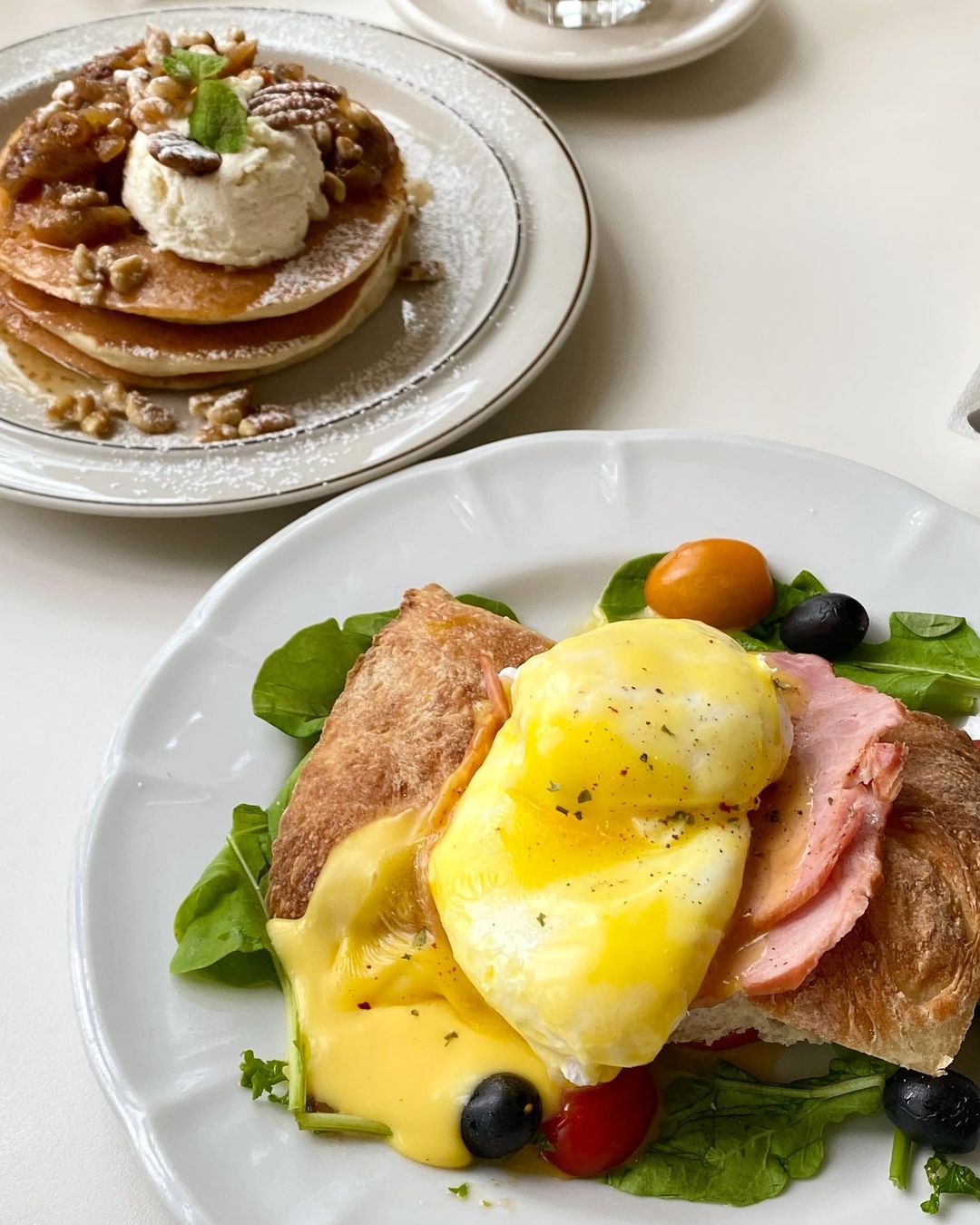 OASIS Cheongdam bright brunch plates