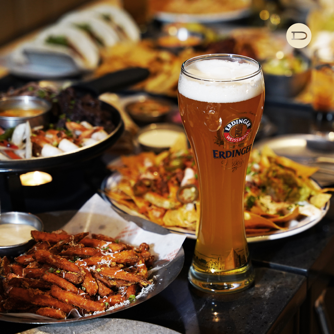 EDLS Mexican dining pub with live performance stage