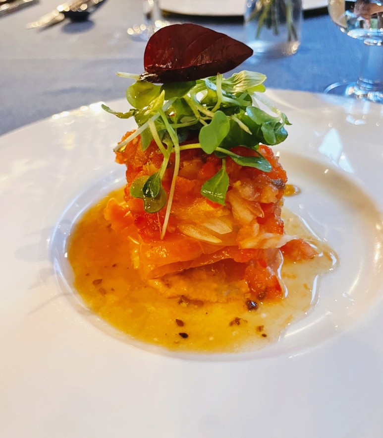 Lakeside modern French course at THE MOON in Gwangju