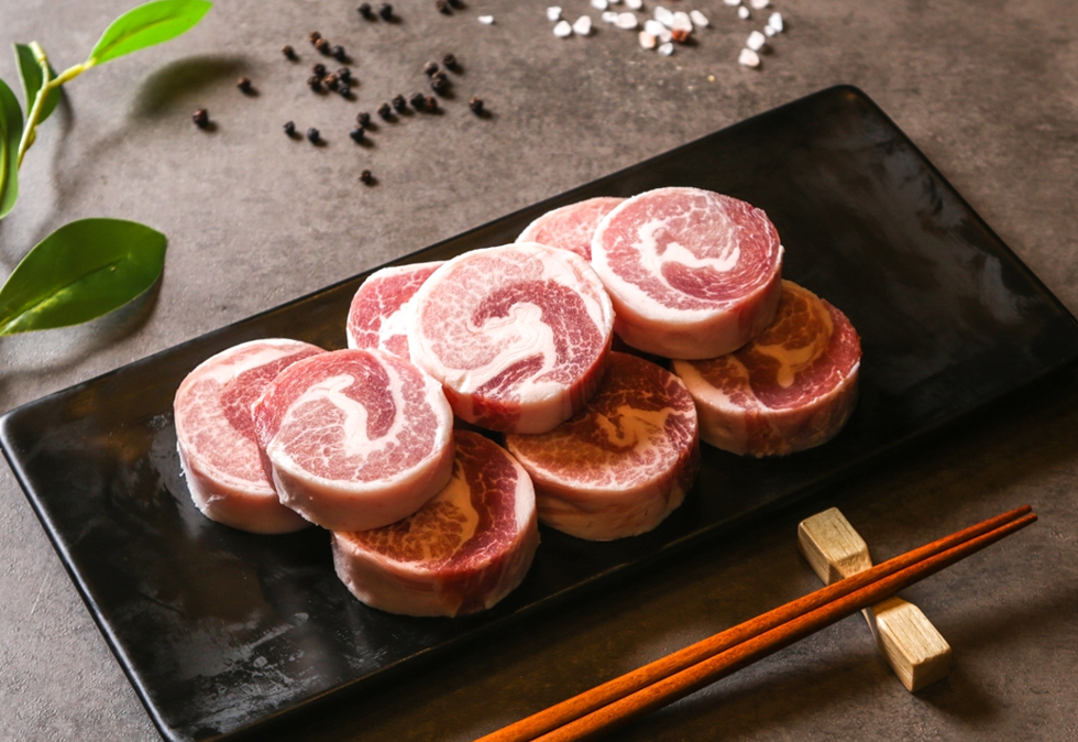 Daeseori premium handon pork set with sides