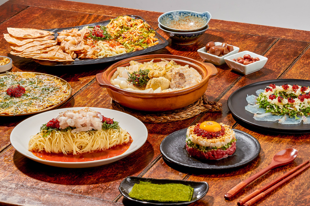 延南の落ち着いた韓屋と伝統的な飲み物・韓国料理の華담