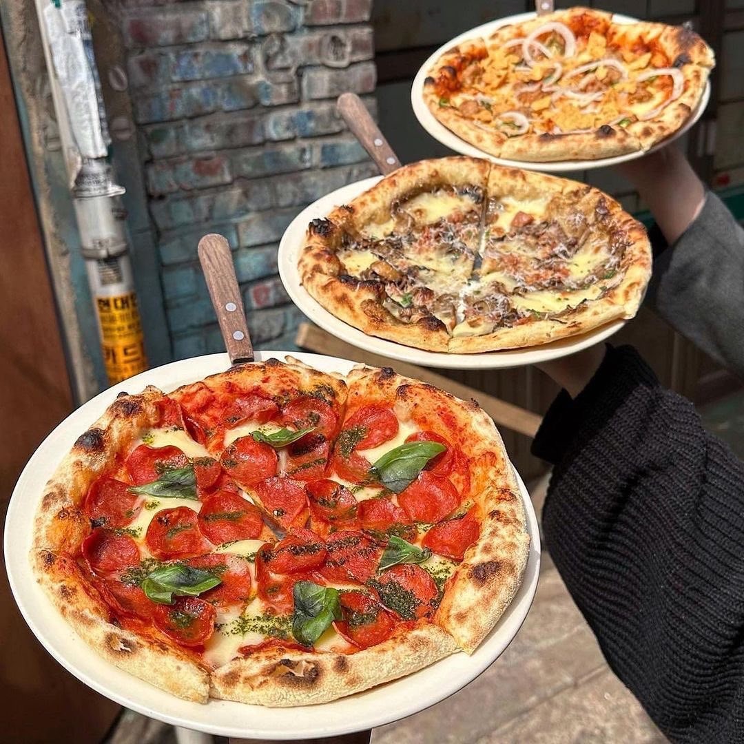 文來 Yankees Burger & Pizza 拉絲起司與啤酒