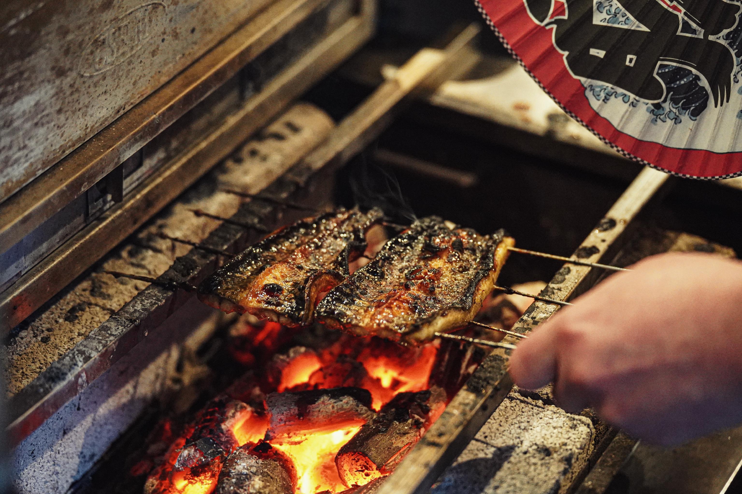 旬菜 久保的備長炭燒鰻魚蓋飯