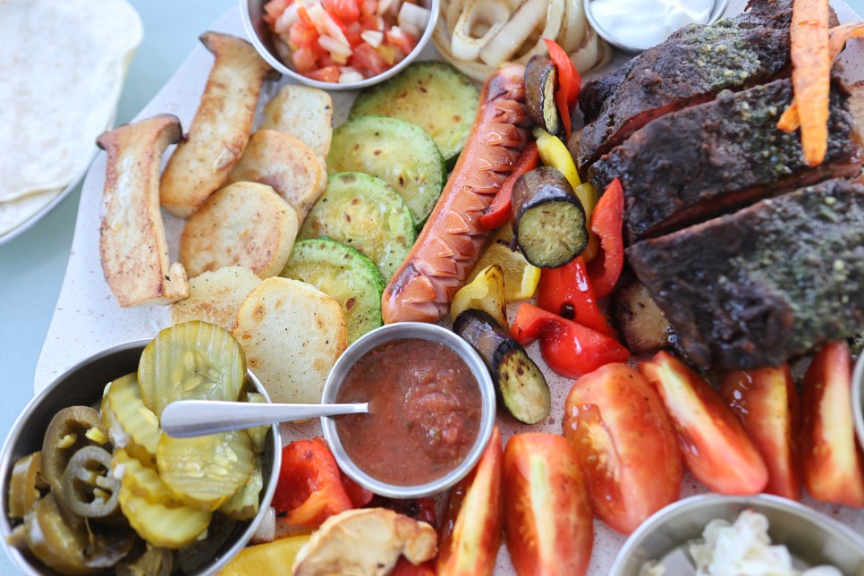 Gangneung Grillworks Texas barbecue garden setting