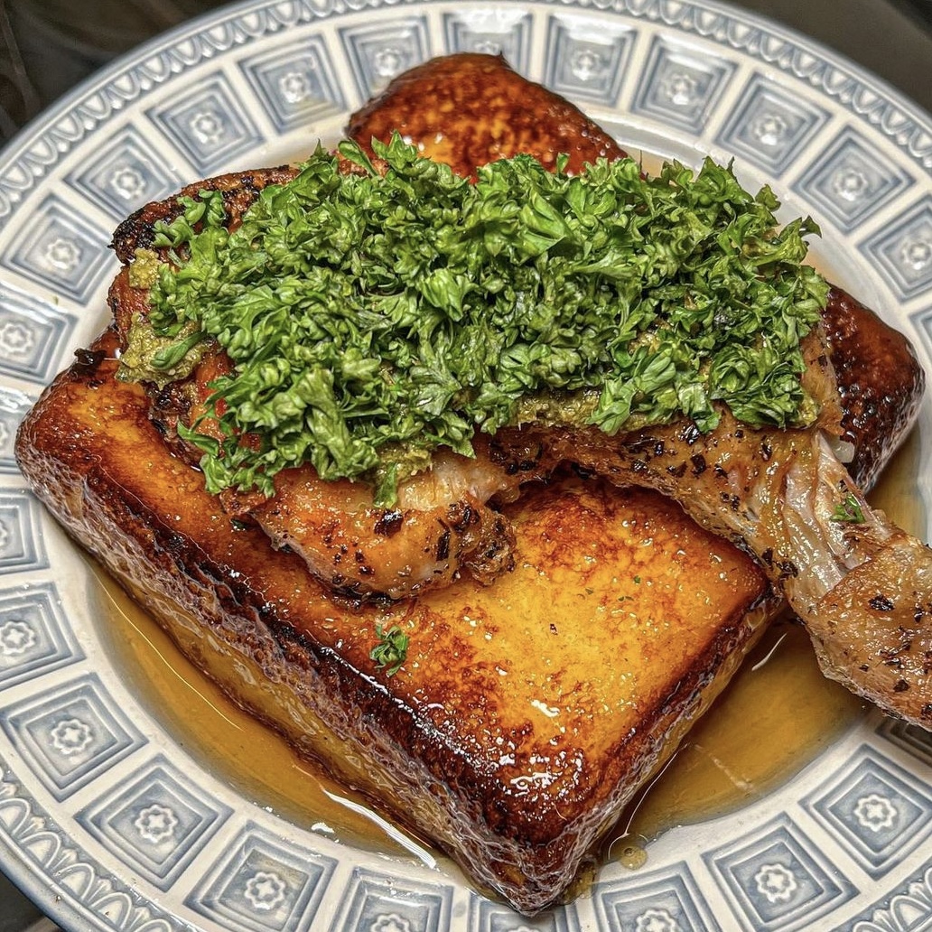 Hemian Brunchbar法式吐司和焗菜，京礼洞大窗户下