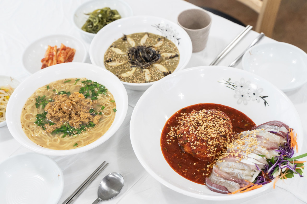 Gommak Sikdang 济州光刺身面