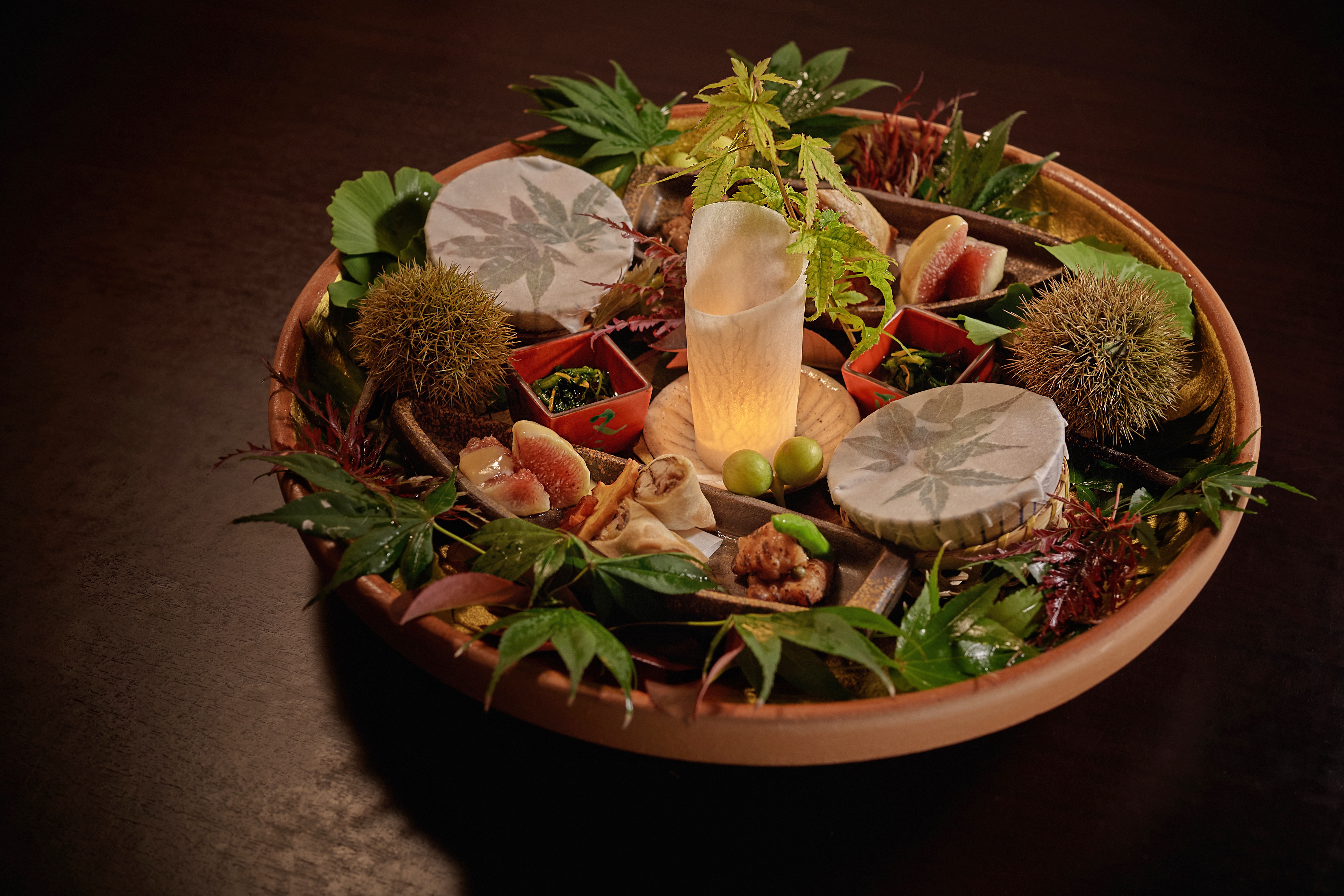 Gaggen kaiseki counter with seasonal plating