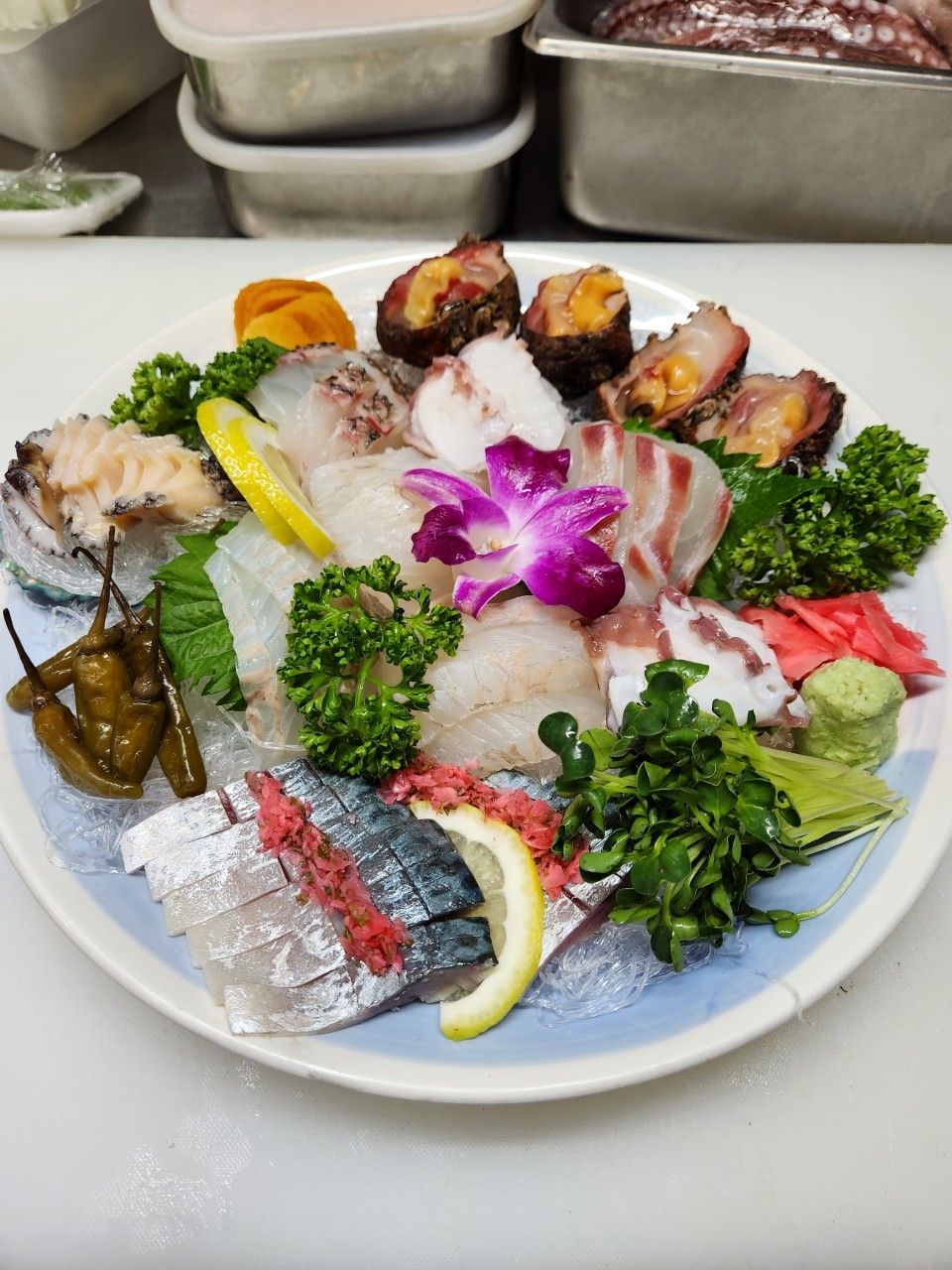 Charcoal-grilled chicken skewers at Yuda Izakaya Jeongja