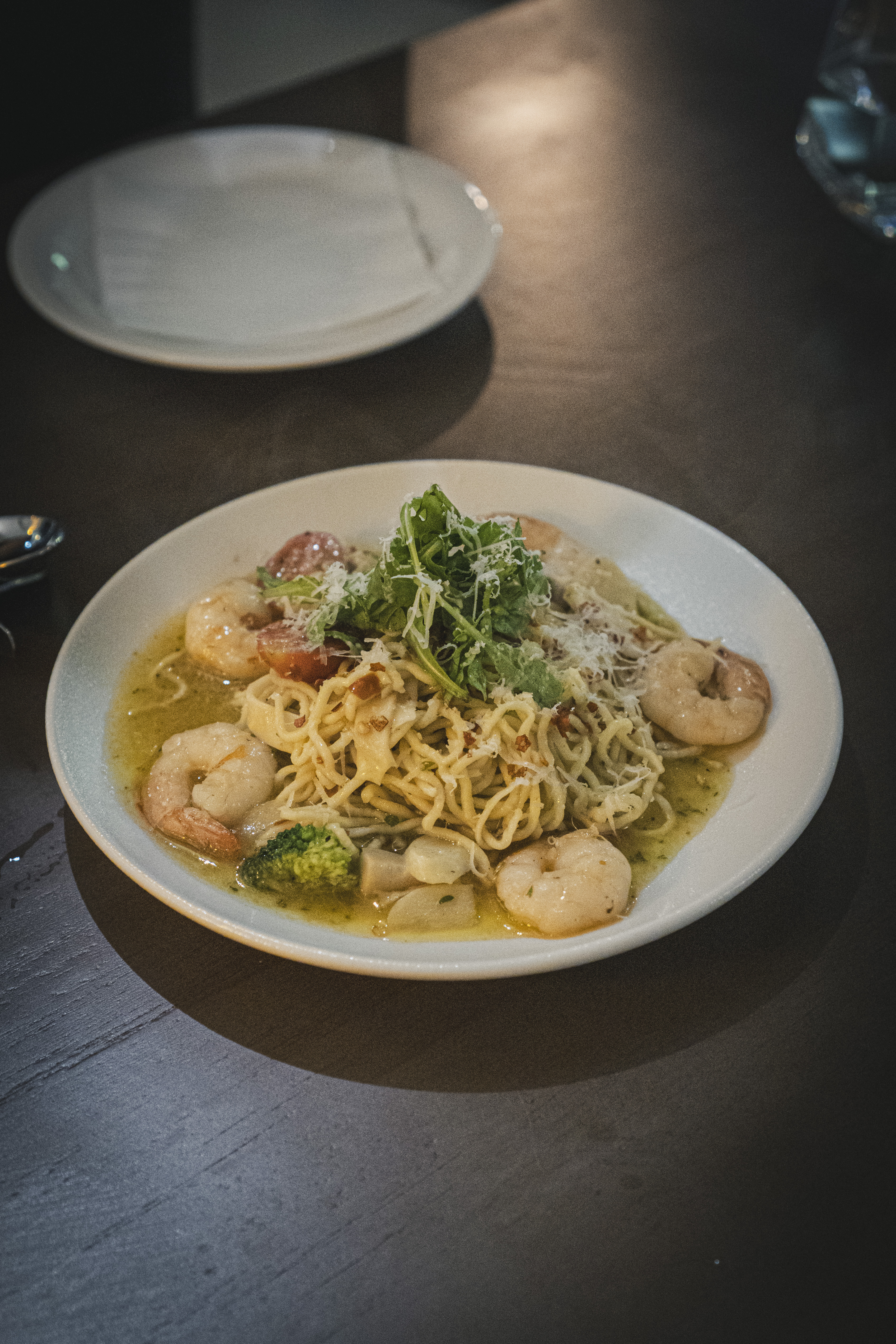 Aiden 葡萄酒餐廳酒吧，位於乙支路供應意式圓角麵和紅醬