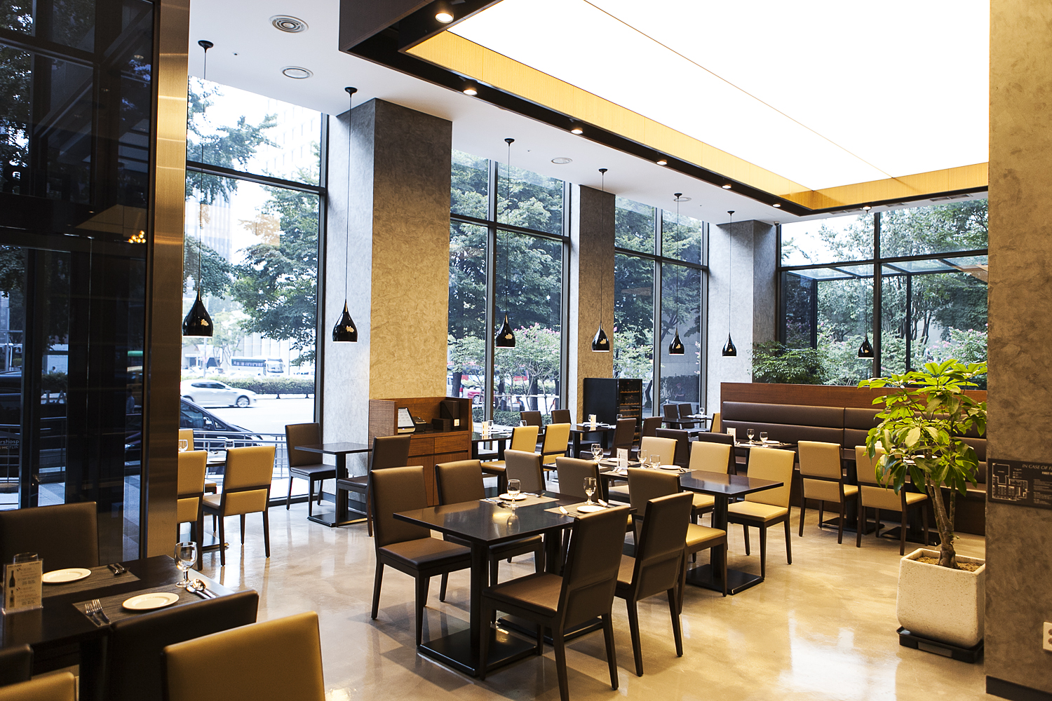 First Floor Namdaemun 現代休閒套餐料理