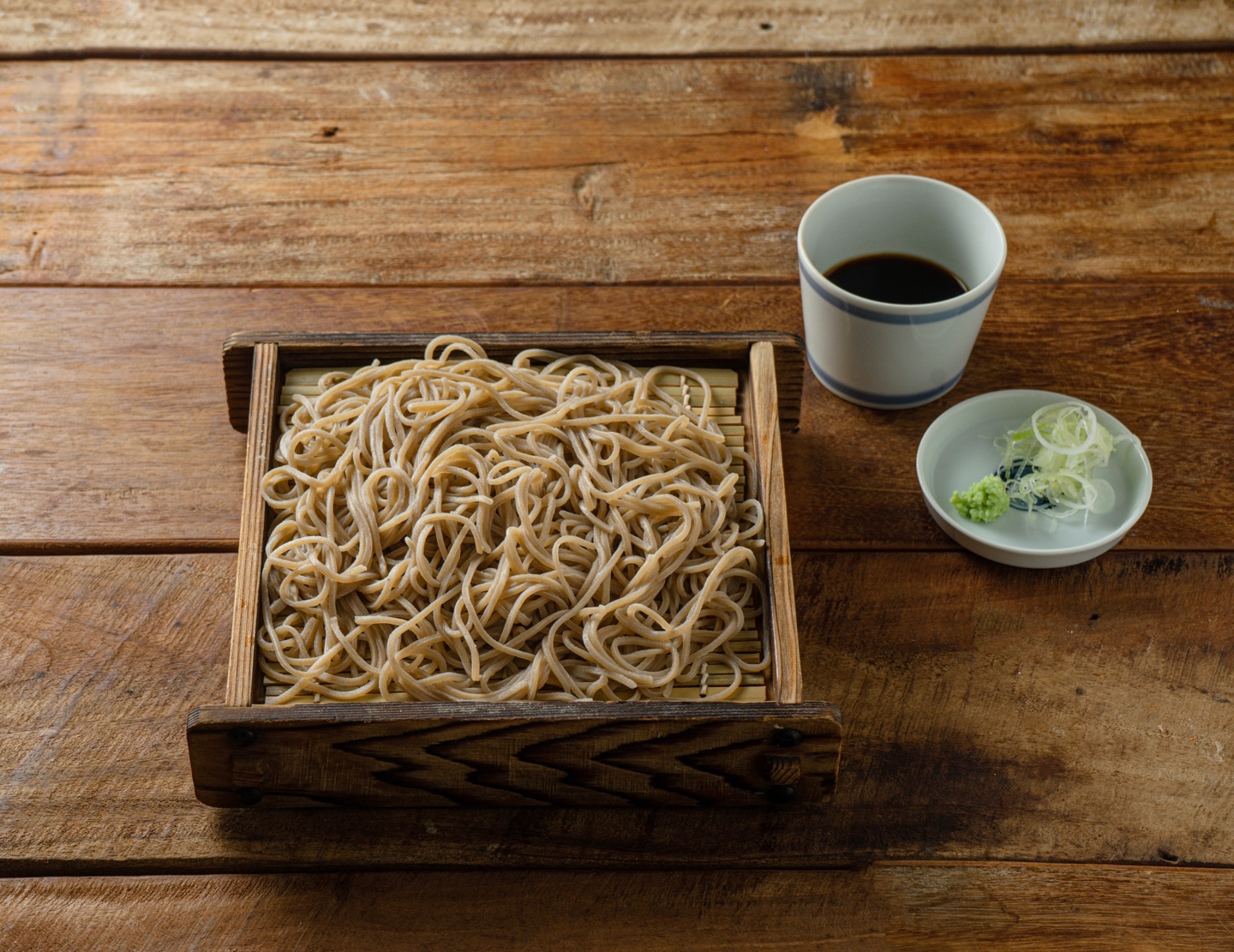 Minami Seocho soba bowls with clean broth and buckwheat aroma