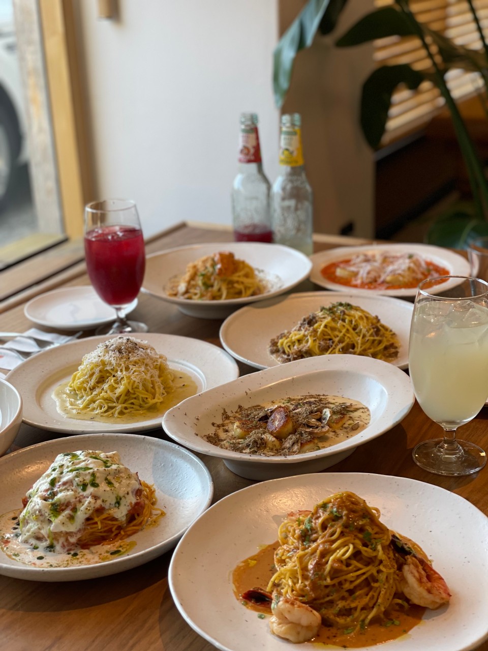 Eatty Beatty Pasta Houseの新鮮パスタとタルタル