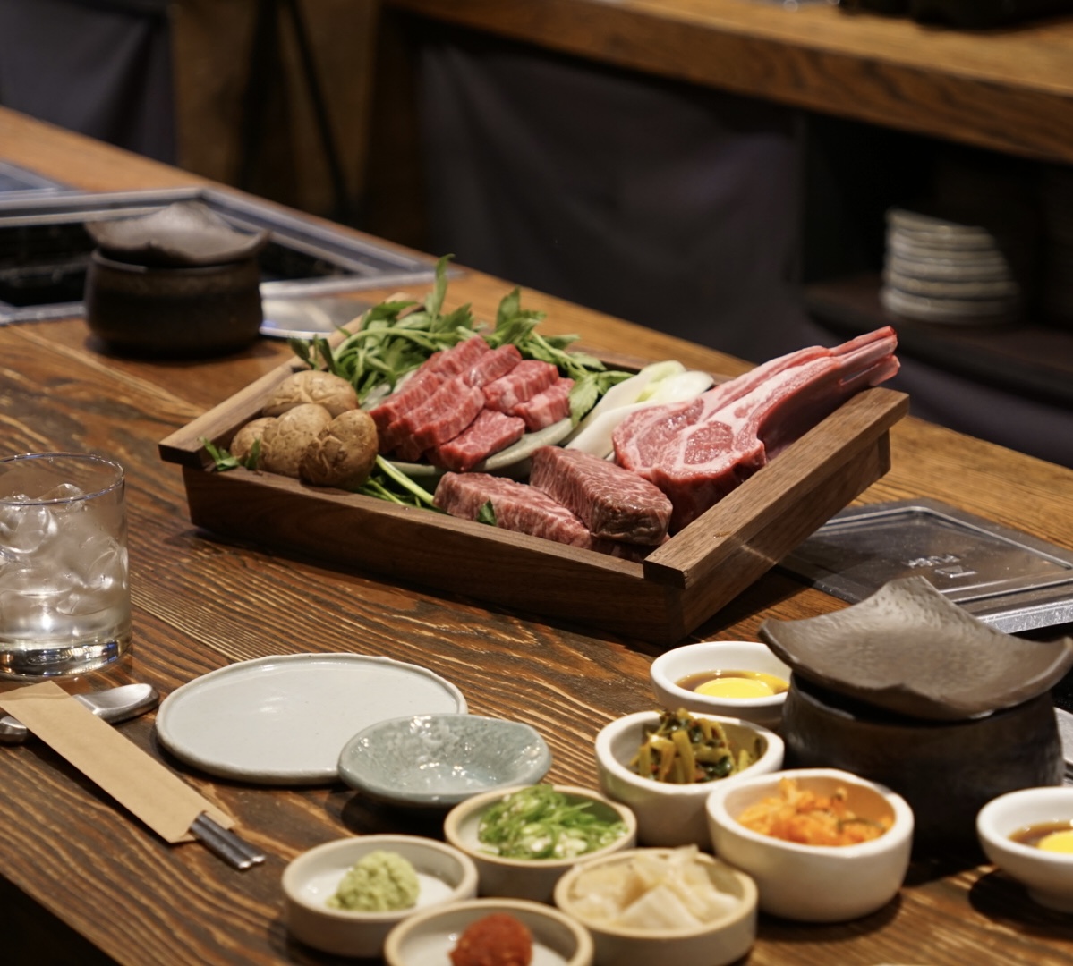 ノクジ麻谷 和牛とラムチョップ、付け合わせ