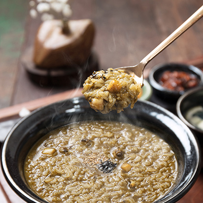 Tambok abalone dishes with gondre rice