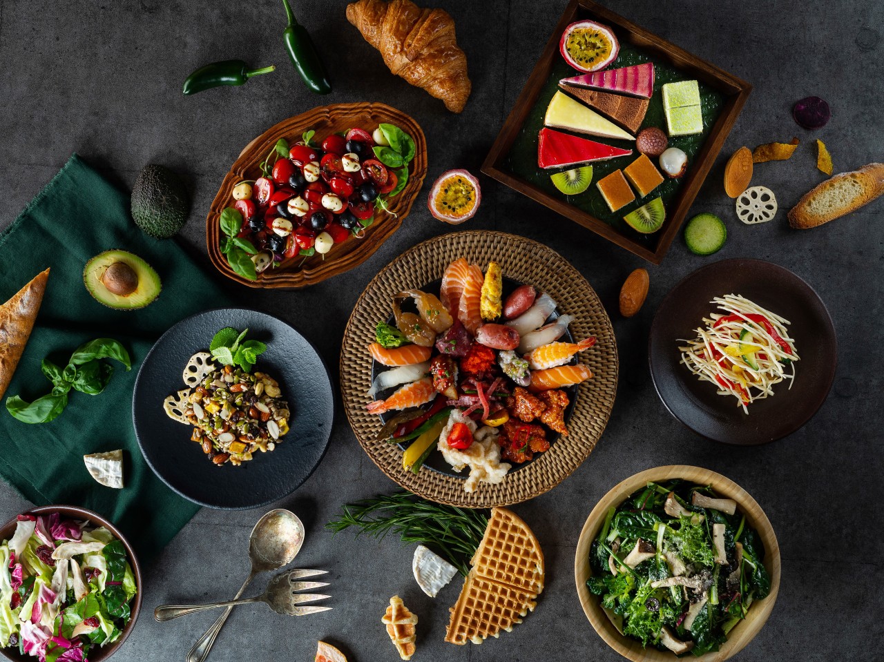 Dining One上岩高级自助餐 寿司甜点丰富