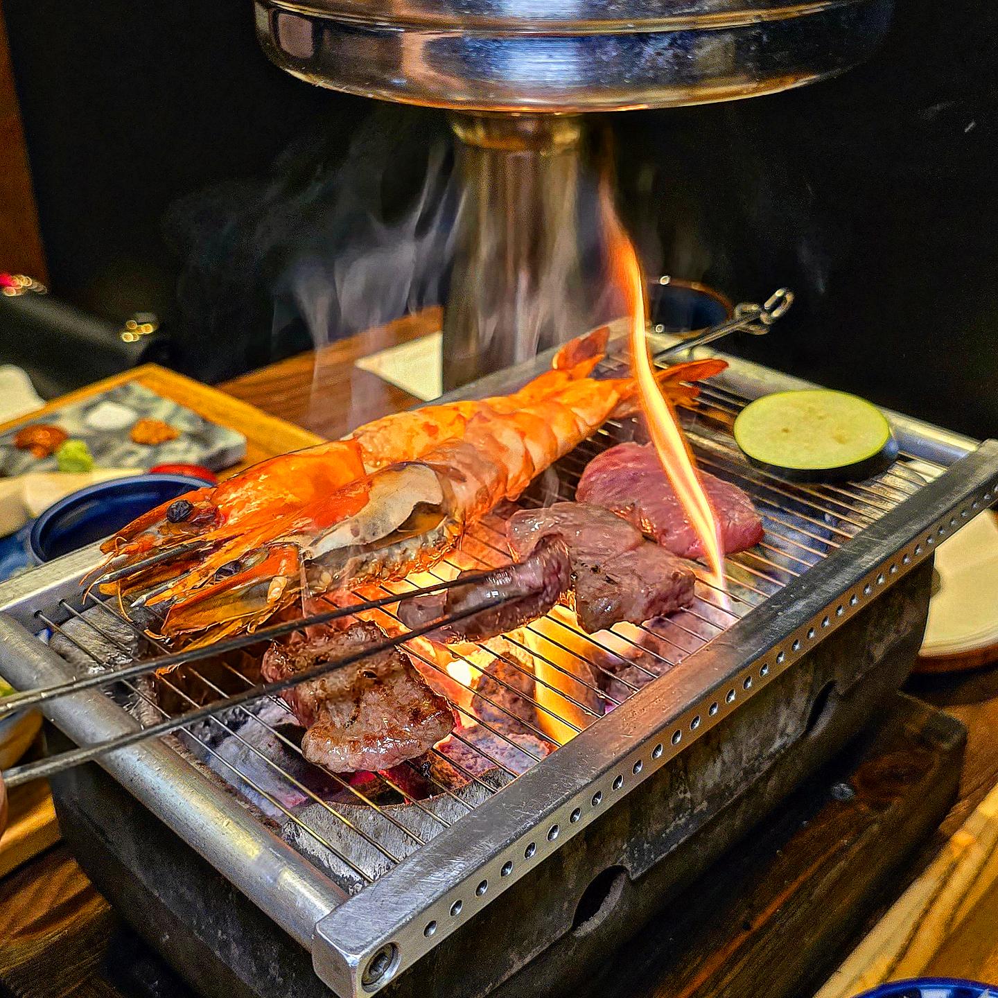 Personalized beef course with grilled sides at Guai Yeouido