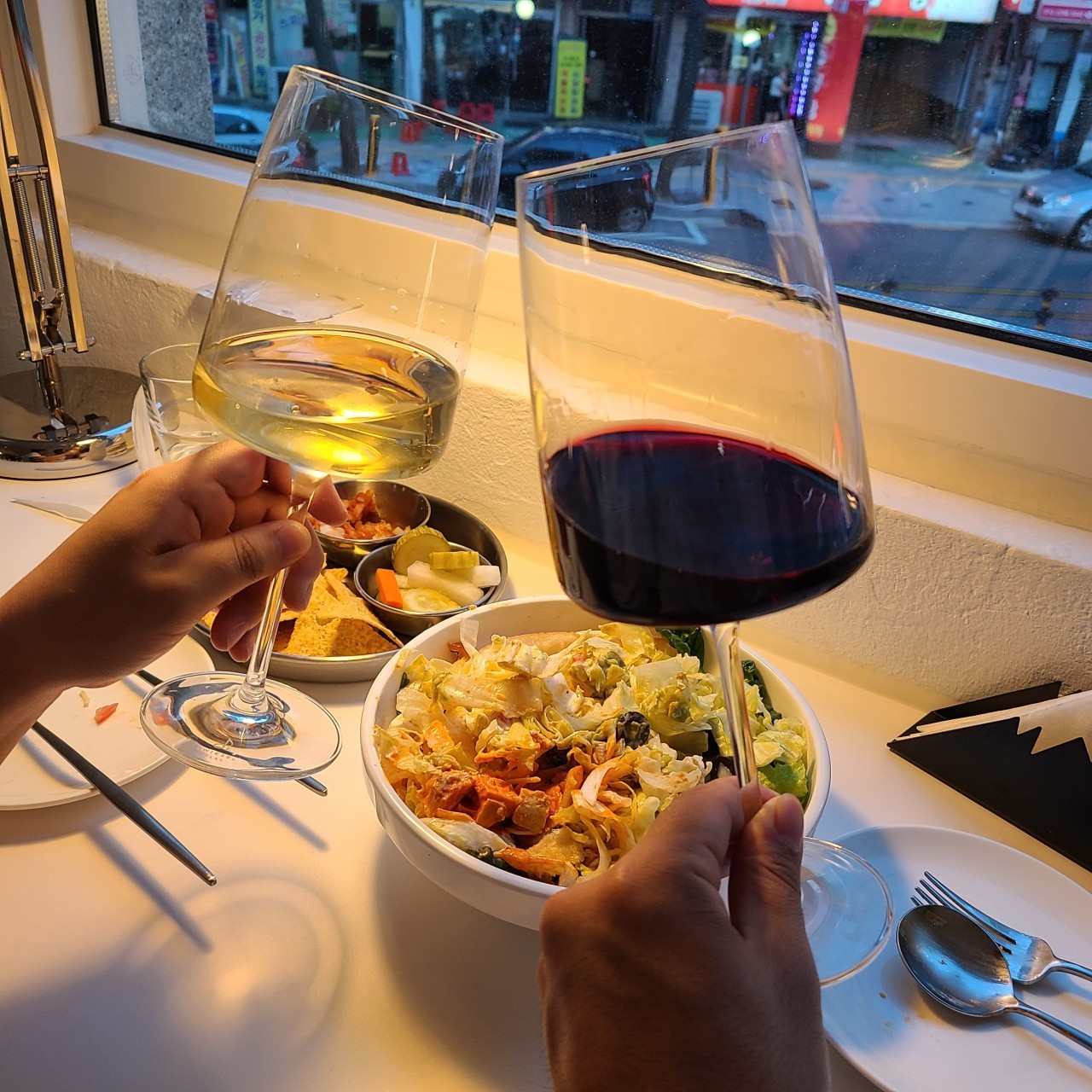 Fiore Dining modern white-and-black wine dining interior