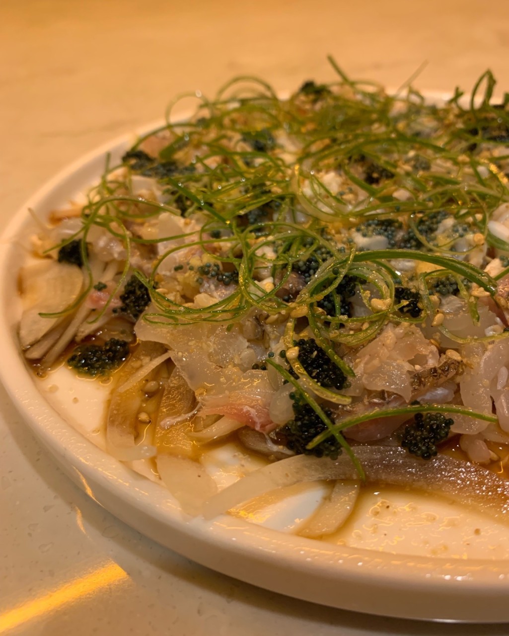 Zacre溫馨吧台與小份菜餚