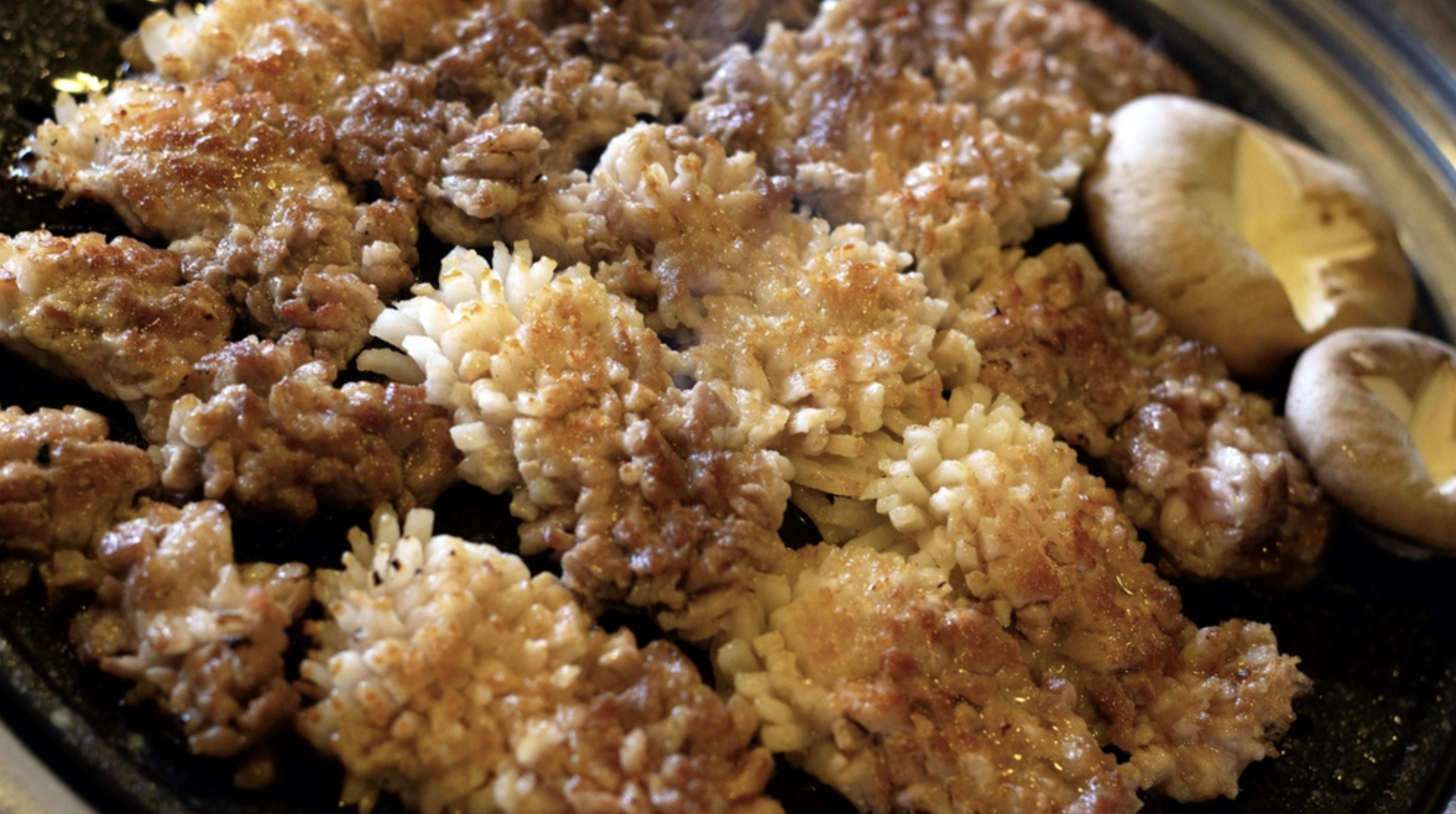 삼육가 사당역점 熟成肉をスタッフが焼いて提供