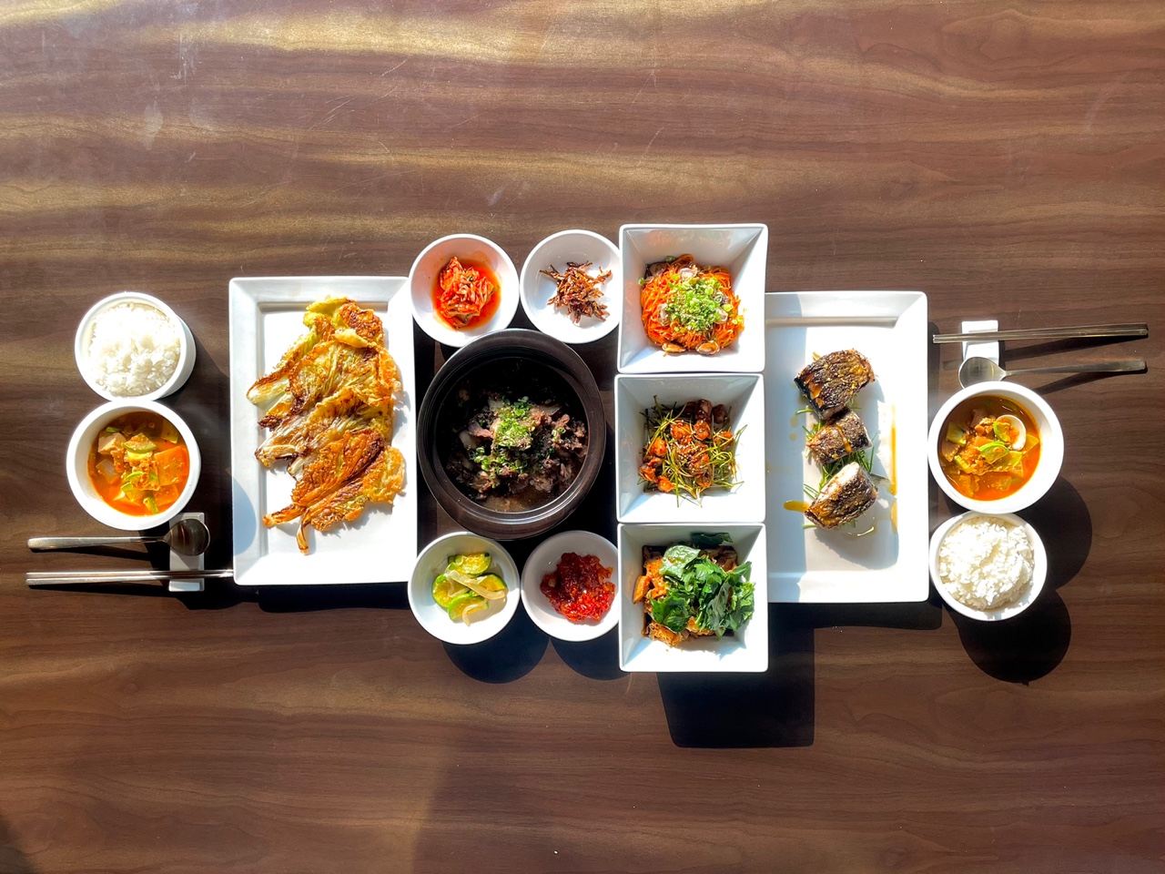 Maru Korean set table with traditional liquor pairing