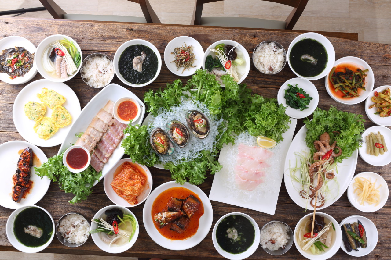 光化門附近Sinanchon經典韓定食韓屋