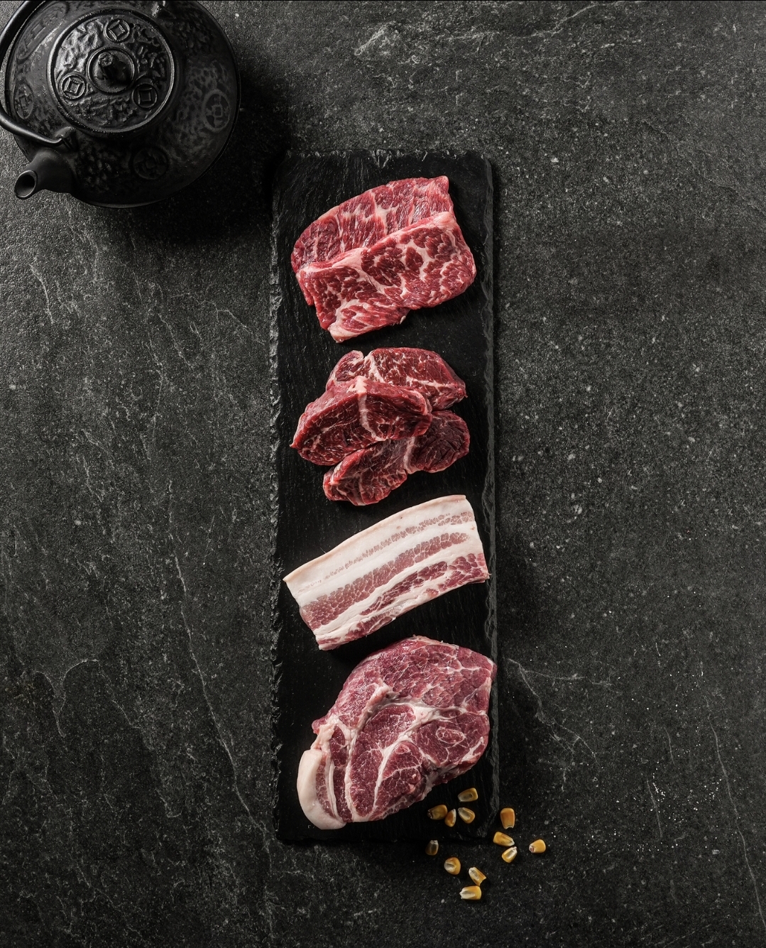 ゴゴン 瑞草のクロスエイジング肉を低煙グリルで